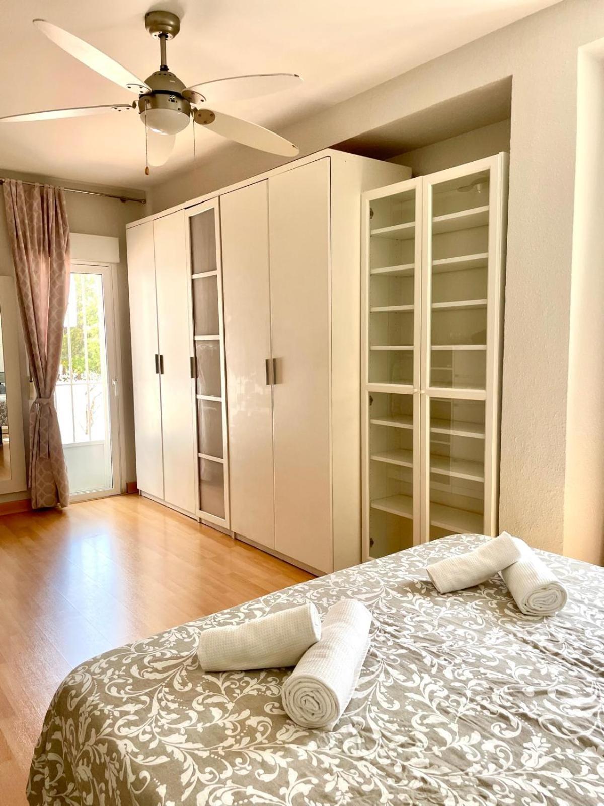 La Terraza De Triana Apartment Севиля Екстериор снимка